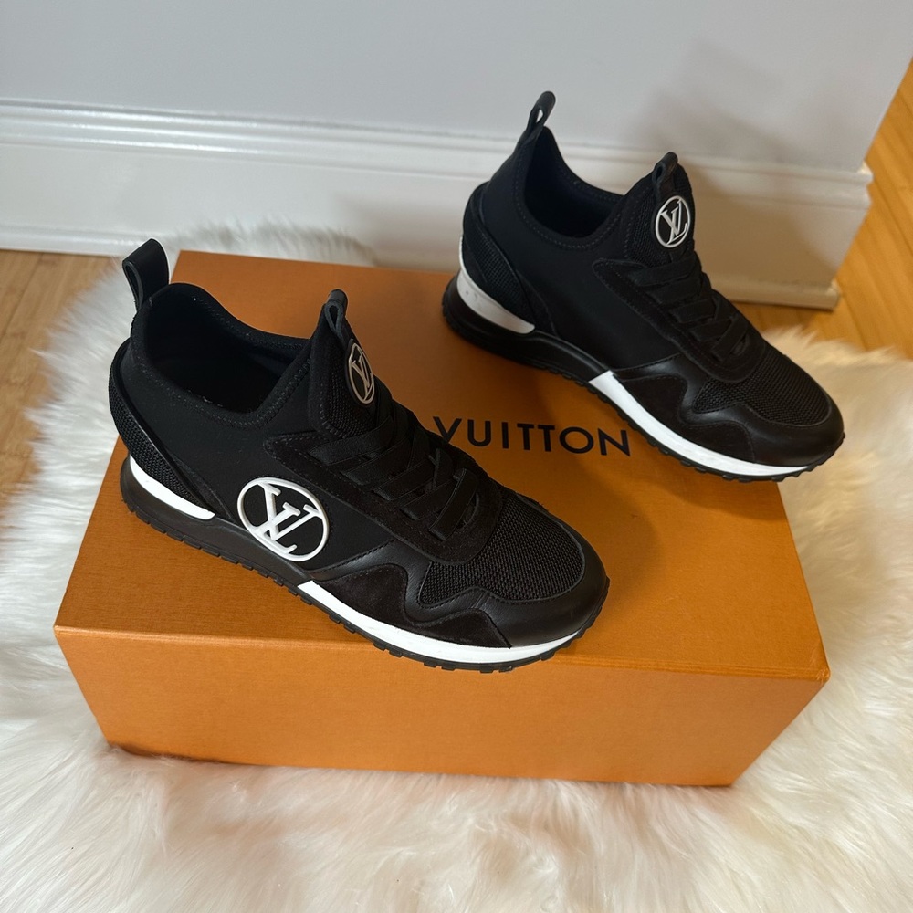 Louis Vuitton Run Away Sneakers - Picture 4 of 10